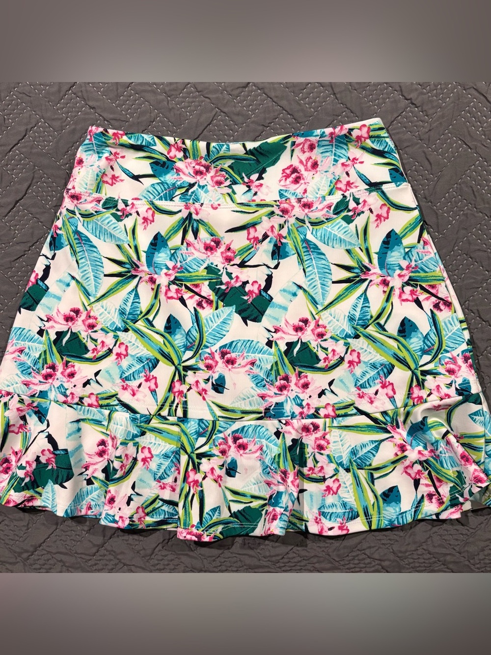 Tommy Bahama XS Golf Skort in White, Pink & Teal